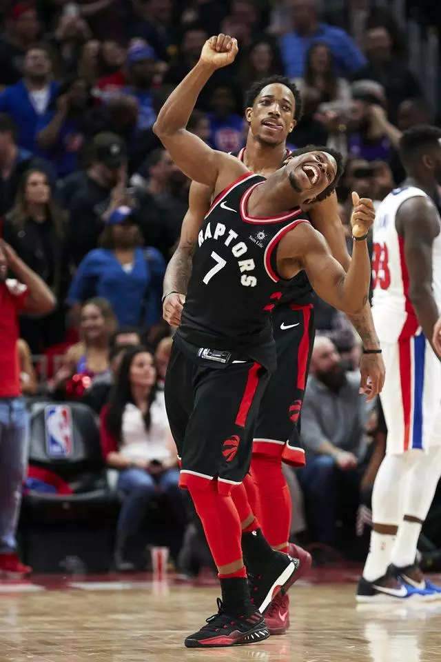 教练组高度 教练组高度