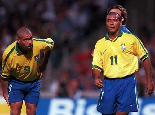 请输入图片 请输入图片